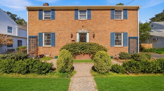 1402 Trouville Ave in Norfolk, VA - Building Photo