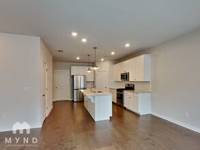3707 Gardenwick Rd in Powder Springs, GA - Building Photo - Building Photo
