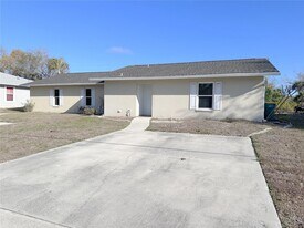 9264 Anita Ave in Englewood, FL - Building Photo