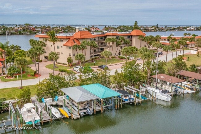 18 Marina Isles Blvd in Indian Harbour Beach, FL - Building Photo - Building Photo