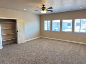 2569 S 240 W in Washington, UT - Building Photo - Building Photo