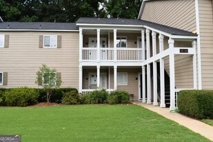 38 Rumson Ct in Smyrna, GA - Building Photo