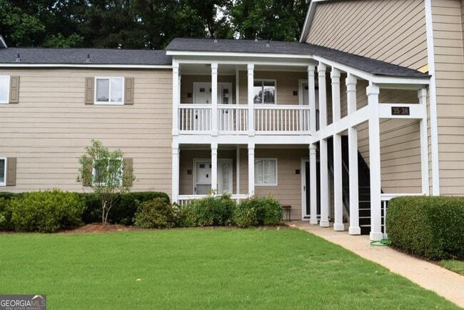 property at 38 Rumson Ct