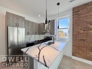 452 N Racine Ave, Unit 1236-3n in Chicago, IL - Building Photo - Building Photo