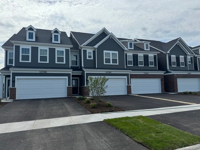 property at 12766 South Nicholas Dr