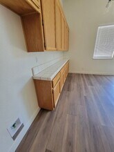 364 Rundgren Way in Folsom, CA - Building Photo - Building Photo