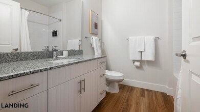 11122 Hambright Jct Dr, Unit G201 in Huntersville, NC - Building Photo - Building Photo