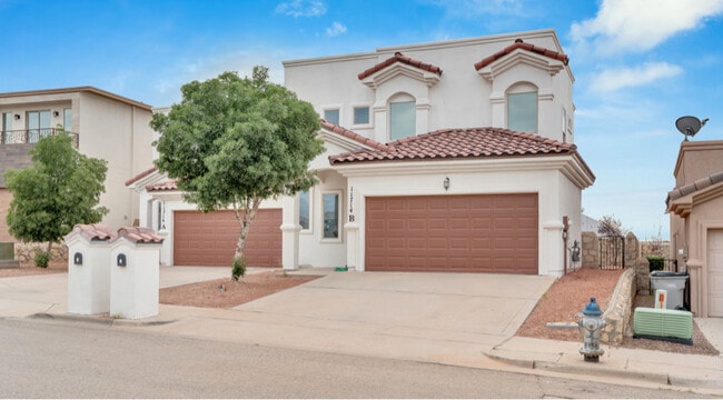 property at 11714 Dos Palmas Dr
