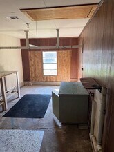 708 Cooper St in Bowie, TX - Building Photo - Building Photo