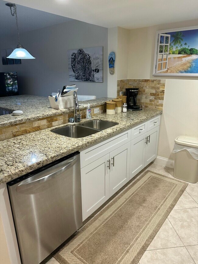 600 Scotia Dr in Hypoluxo, FL - Building Photo - Building Photo