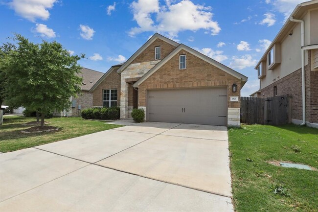 1821 Chickasaw Run in Leander, TX - Building Photo - Building Photo
