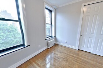 246 Mott St in New York, NY - Building Photo - Building Photo