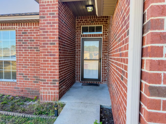 7971 Herzog Ct in Navarre, FL - Building Photo - Building Photo