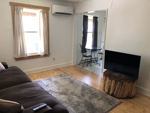 27 Hambrick Rd, Unit A in Nitro, WV - Building Photo - Building Photo