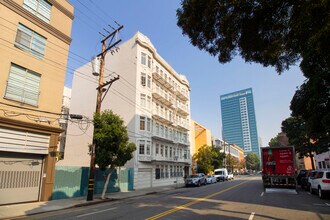 250 Fell in San Francisco, CA - Foto de edificio - Building Photo