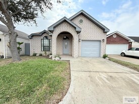 1713 Bobcat Ln in Harlingen, TX - Building Photo