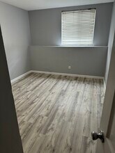 239 Glasgow St, Unit 2 in Fall River, MA - Building Photo - Building Photo