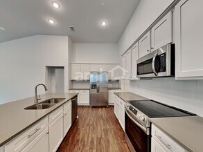 104 Punderson Dr in Mcdonough, GA - Building Photo - Building Photo