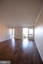 5709 Indian Ct in Alexandria, VA - Building Photo