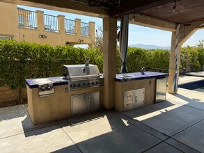 22360 Driftwood Ct in Santa Clarita, CA - Building Photo - Building Photo