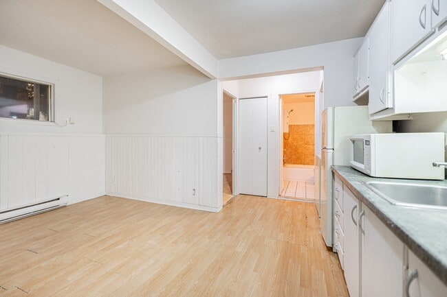 property at 444 Rue Moreau