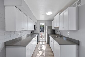 5570 E Hampton St in Tucson, AZ - Building Photo - Building Photo