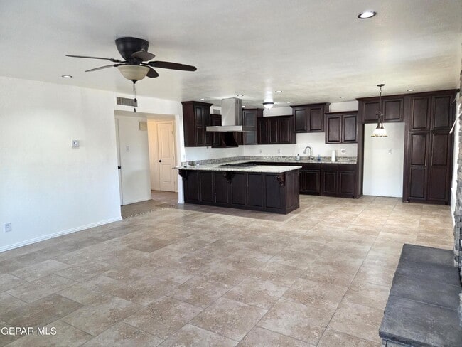 15341 Werling Ct in Horizon City, TX - Building Photo - Building Photo