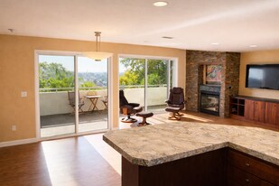 4714-4716 Hillcrest Ave in La Mesa, CA - Building Photo