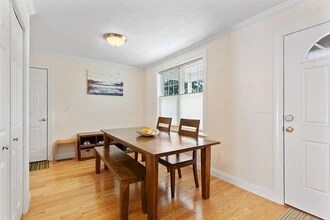 89 Ossipee Rd in Newton, MA - Building Photo - Building Photo