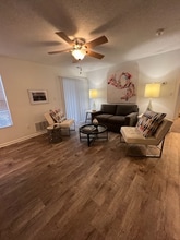 Greyeagle Apartments in Taylors, SC - Building Photo - Building Photo