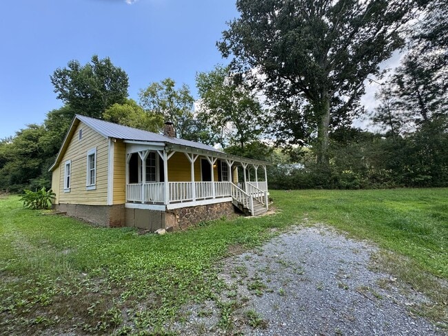 property at 2957 Turkey Mountain Rd NE