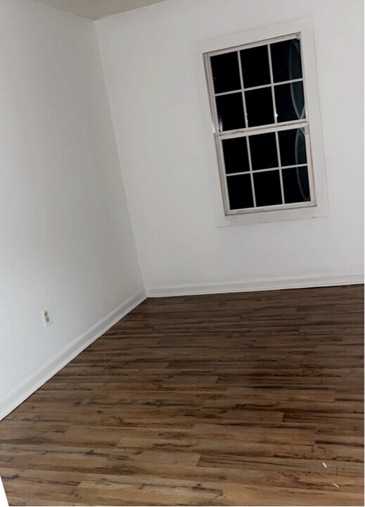 2326 Elm Ave in Portsmouth, VA - Building Photo