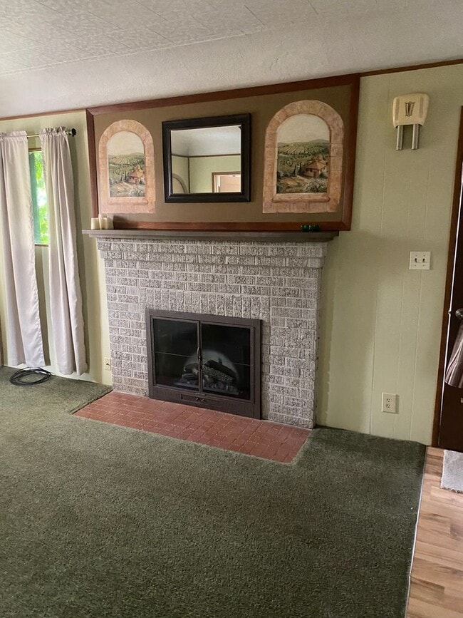 606 Fulton St in Klamath Falls, OR - Building Photo - Building Photo