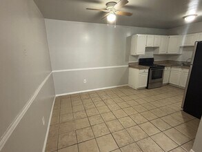 401 12th Ave SE in Norman, OK - Building Photo - Building Photo