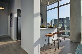 733 N Morgan St in Chicago, IL - Foto de edificio - Building Photo