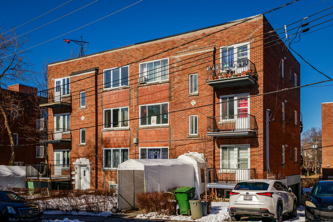 4665 Saint-Kévin Av