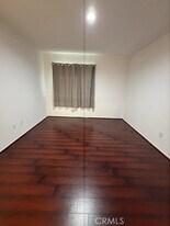 20454 Elkwood St in Los Angeles, CA - Building Photo
