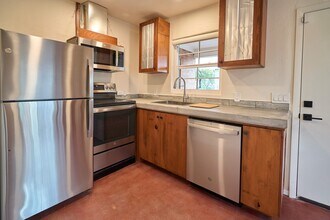 2542 E Seneca St in Tucson, AZ - Building Photo - Building Photo