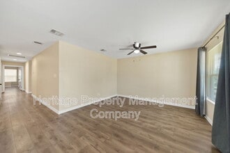 239 Surrey Ave in San Antonio, TX - Building Photo - Building Photo