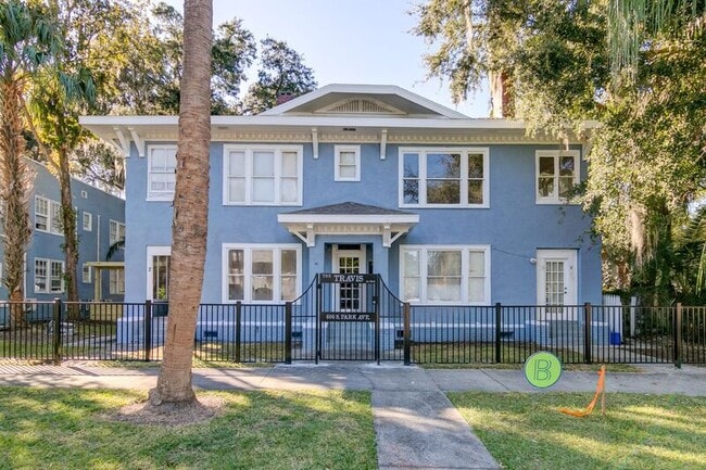 property at 606 S Park Ave
