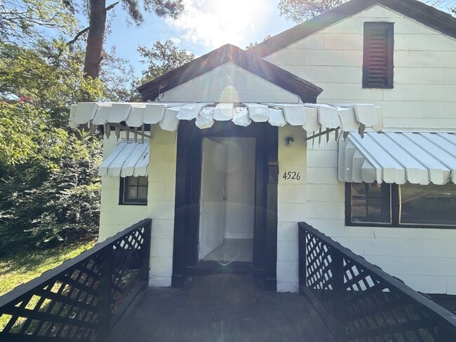 property at 4526 Hanging Moss Rd
