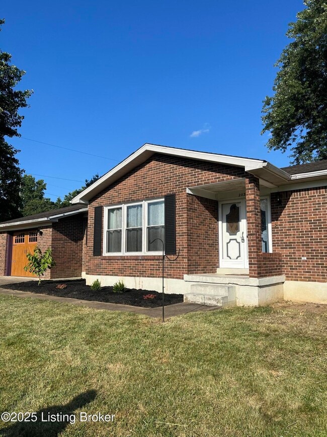 property at 203 Hollywood Dr