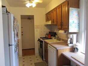 349 Bloomfield Ave in Verona, NJ - Building Photo - Building Photo