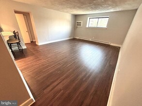 400 Glendale Rd in Havertown, PA - Building Photo - Building Photo