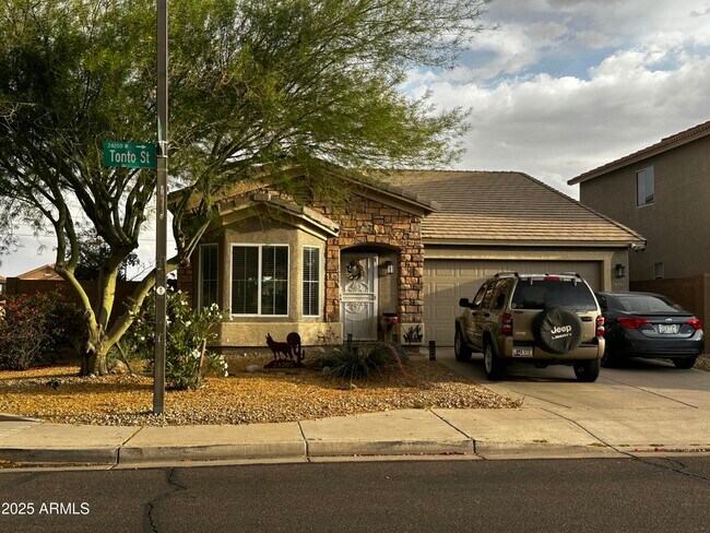 24205 W Tonto St in Buckeye, AZ - Building Photo - Building Photo