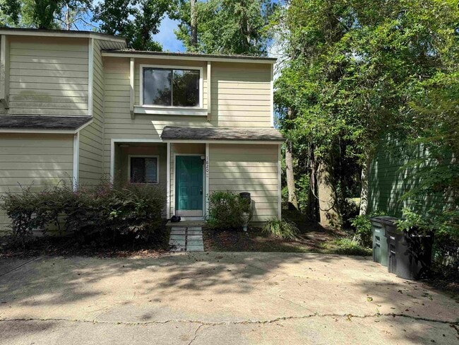 property at 1820 Nicklaus Dr