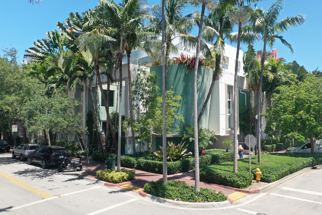 Sundance Lofts in Miami Beach, FL - Building Photo