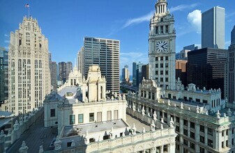 405 N Wabash Ave, Unit 2412 in Chicago, IL - Building Photo - Building Photo