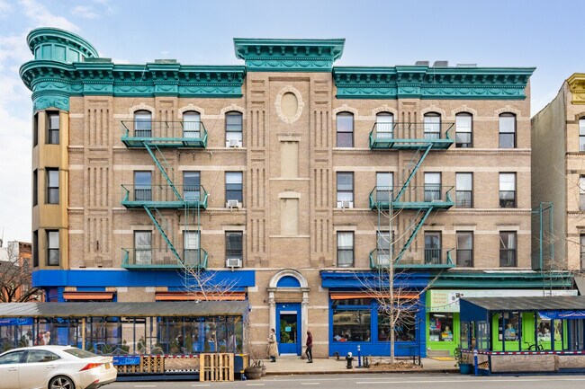 369 7th Ave in Brooklyn, NY - Building Photo - Building Photo