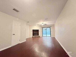 36 Summer Oaks Dr in Daphne, AL - Building Photo - Building Photo